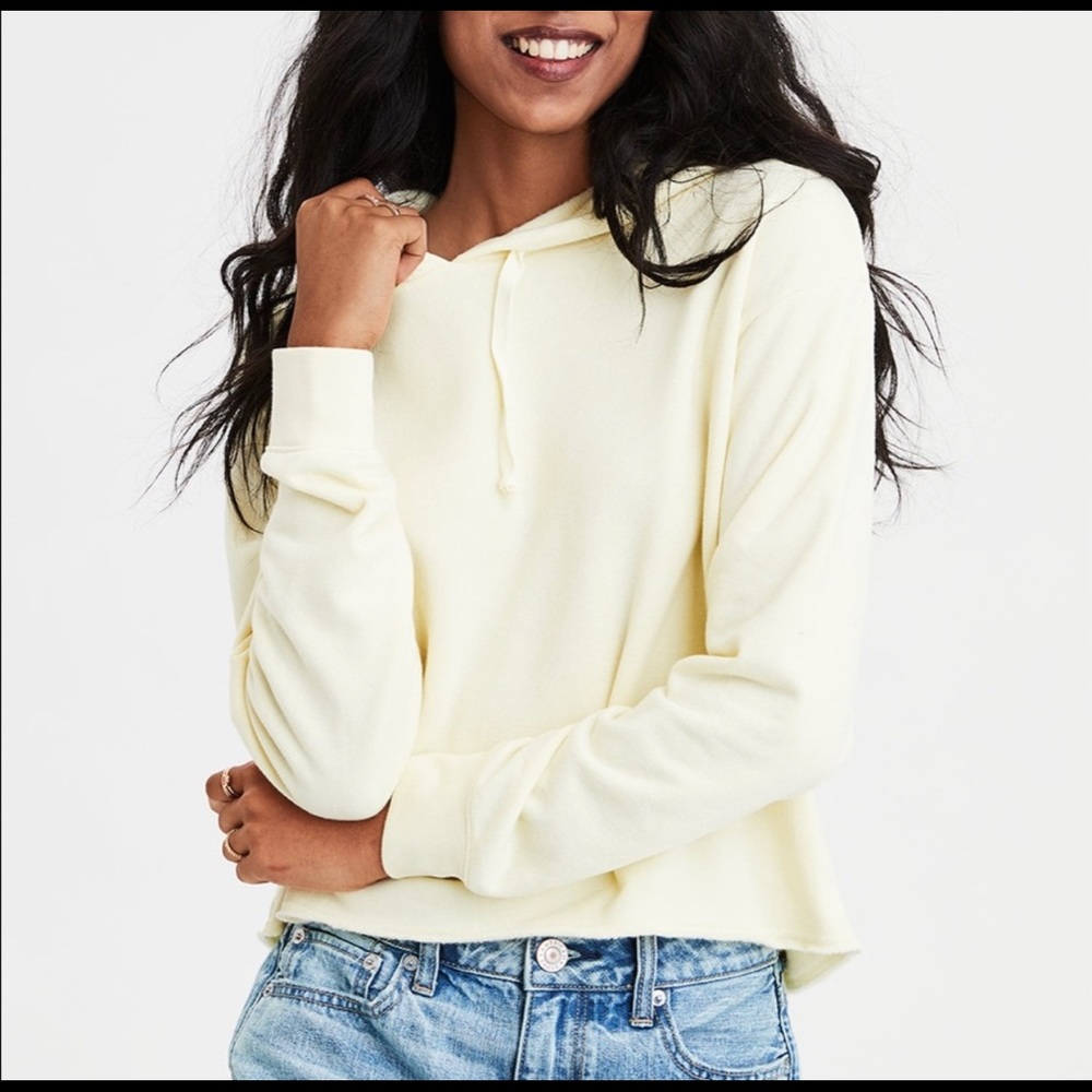 American Eagle Ahh-Mazingly Cropped Yellow Hoodie